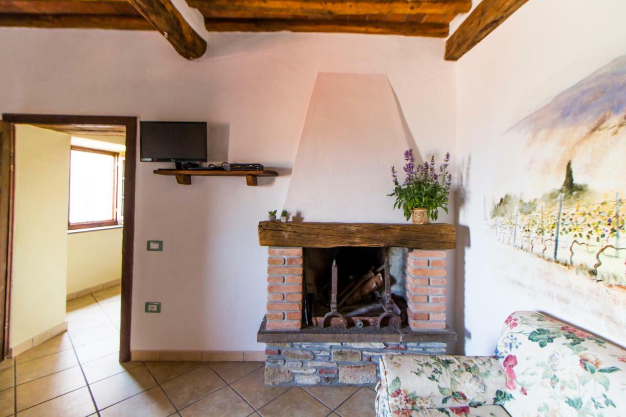 Le Dame Del Borgo Apartamento Sassetta Exterior foto