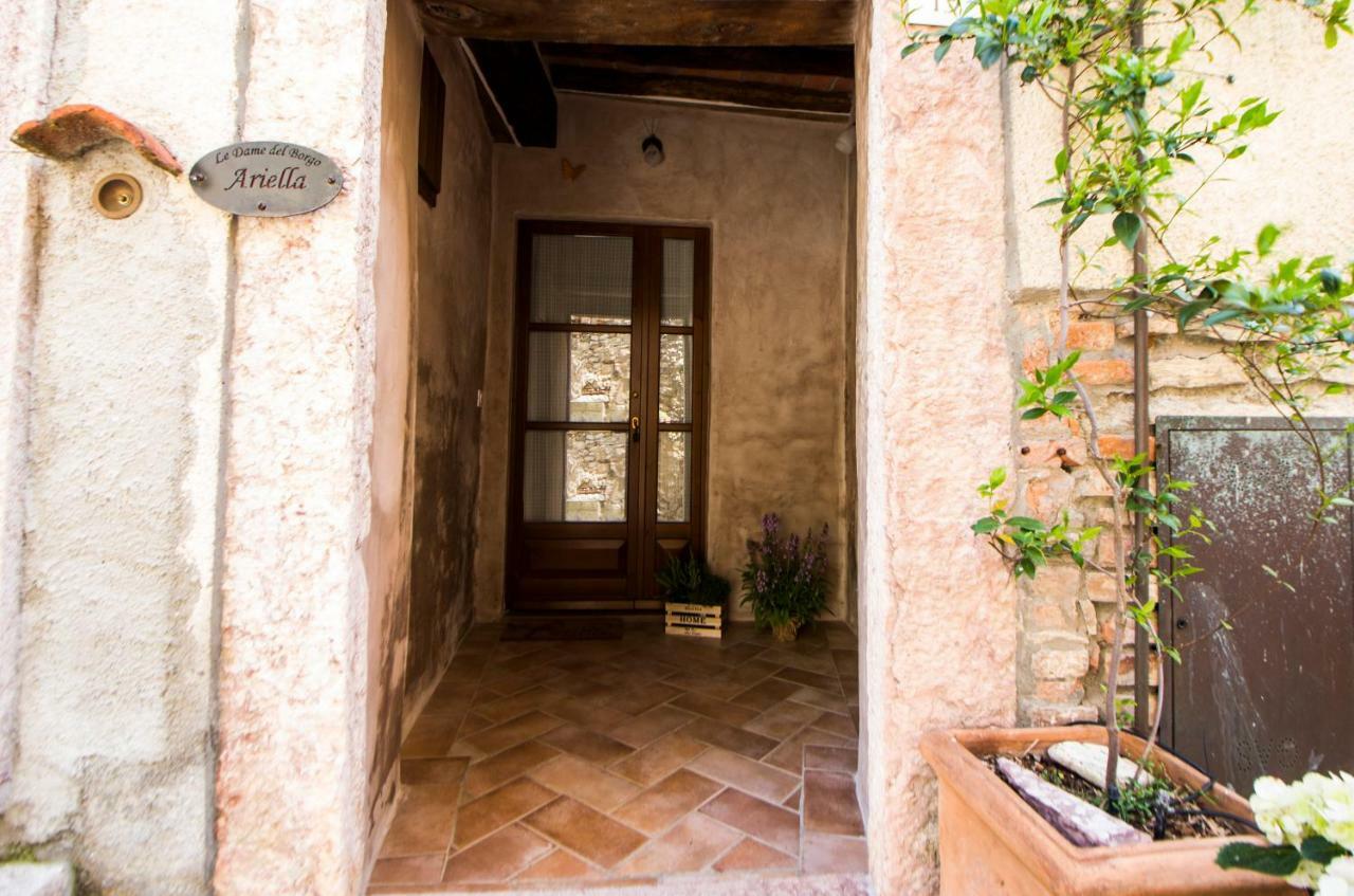 Le Dame Del Borgo Apartamento Sassetta Exterior foto