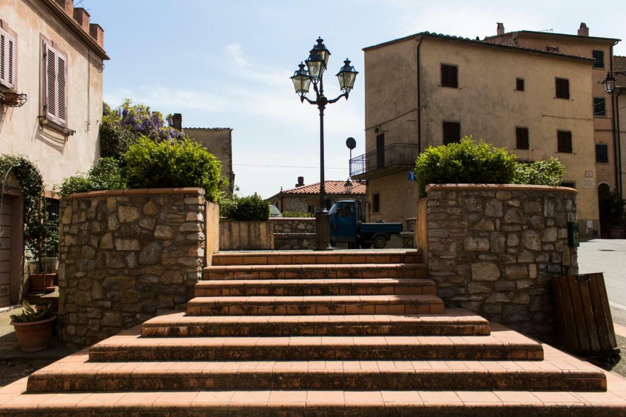 Le Dame Del Borgo Apartamento Sassetta Exterior foto