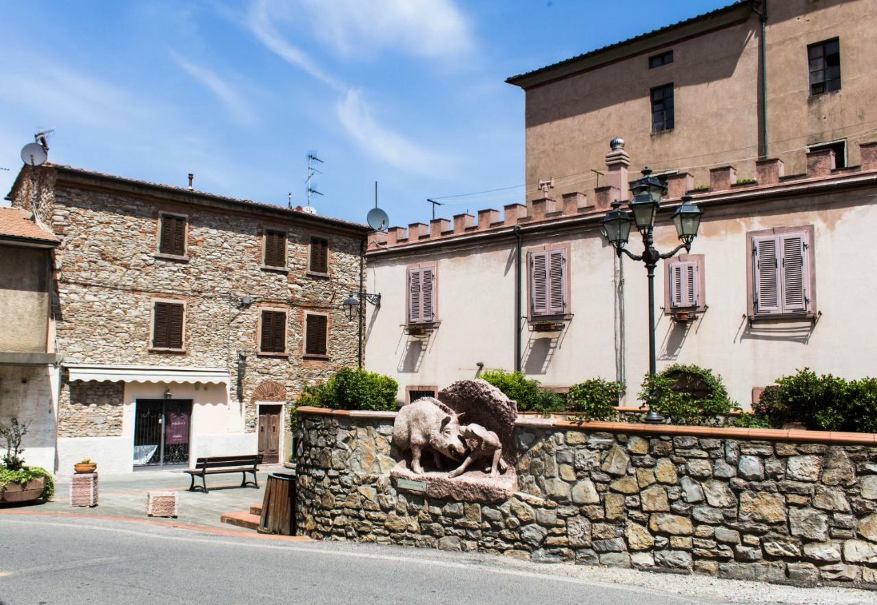 Le Dame Del Borgo Apartamento Sassetta Exterior foto