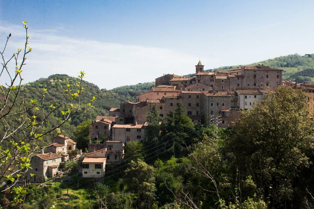 Le Dame Del Borgo Apartamento Sassetta Exterior foto